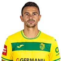 لاعب