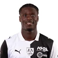 لاعب