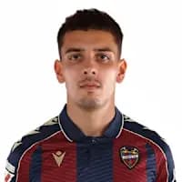 لاعب