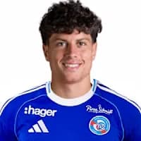 لاعب