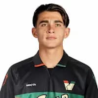 لاعب