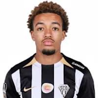 لاعب