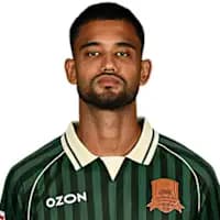 لاعب