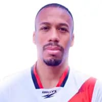 لاعب