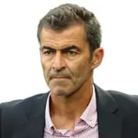 لاعب