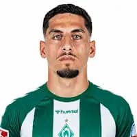 لاعب