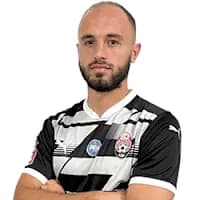 لاعب