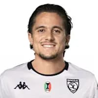 لاعب