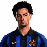 لاعب