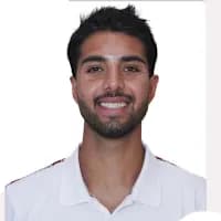 لاعب