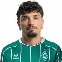 لاعب