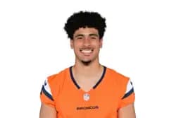 Devaughn Vele