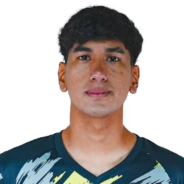Román Estrada