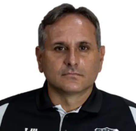 Daniel Azambuja