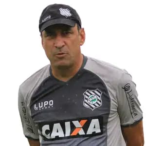 Vinícius Eutrópio